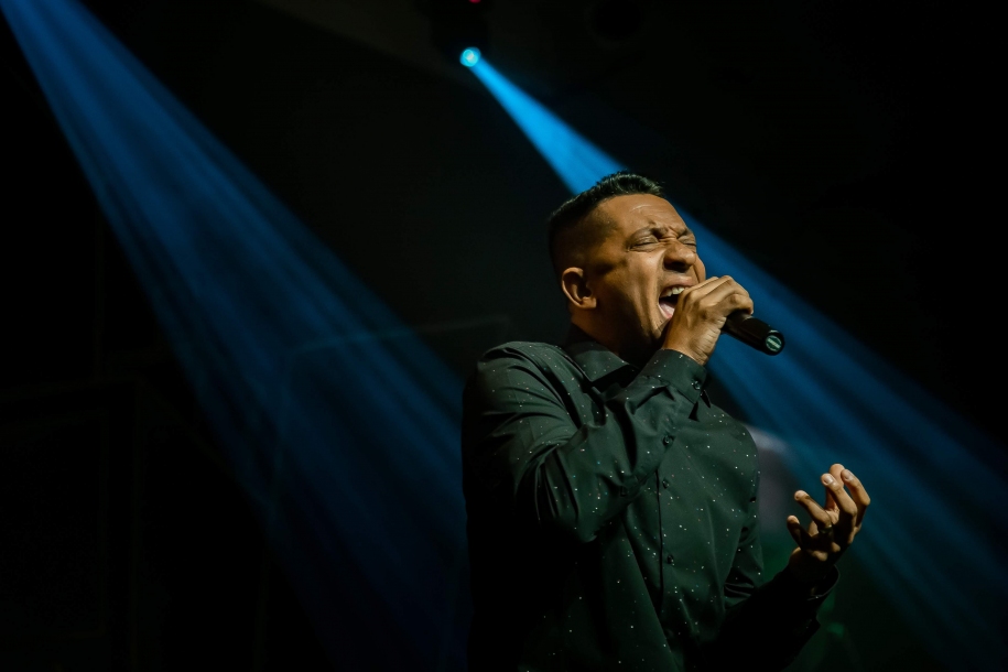 Cantor cristão Danilo Melo canta em Conferência Mundial nos Estados Unidos
