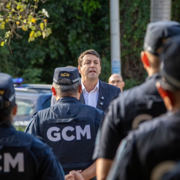 Prefeito Elvis Cezar destaca Santana de Parnaíba como referência em segurança pública