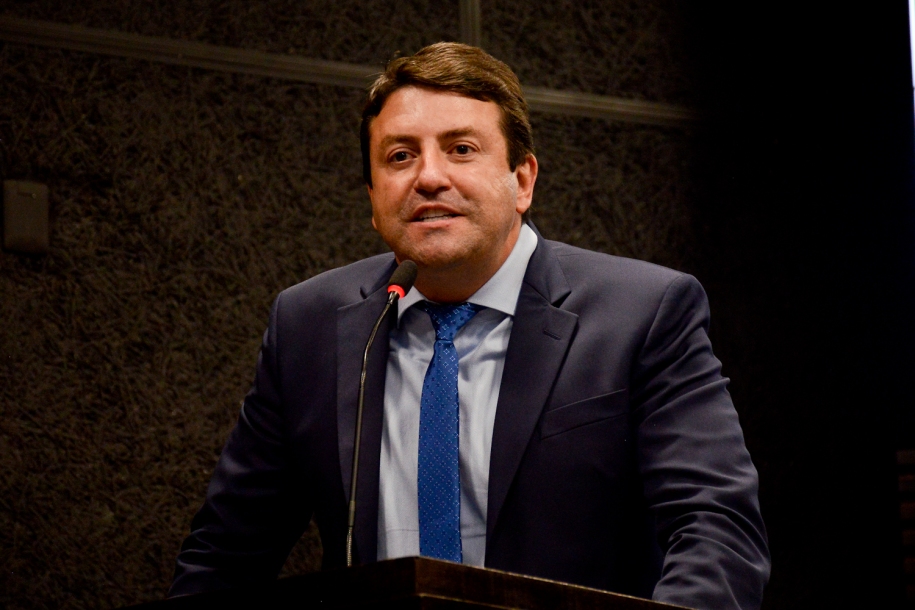 Elvis Cezar investe em novos equipamentos para a saúde dos pets