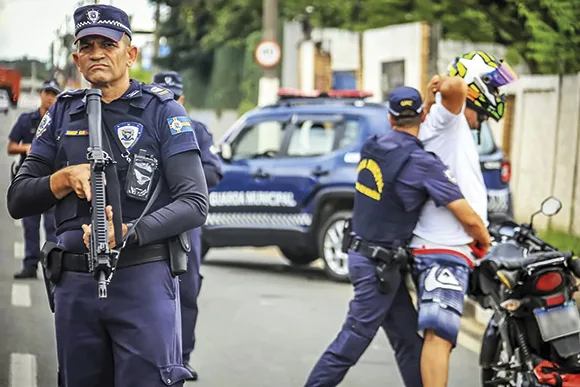 Santana de Parnaíba ganha destaque no SBT após ação da GCM contra o tráfico de drogas