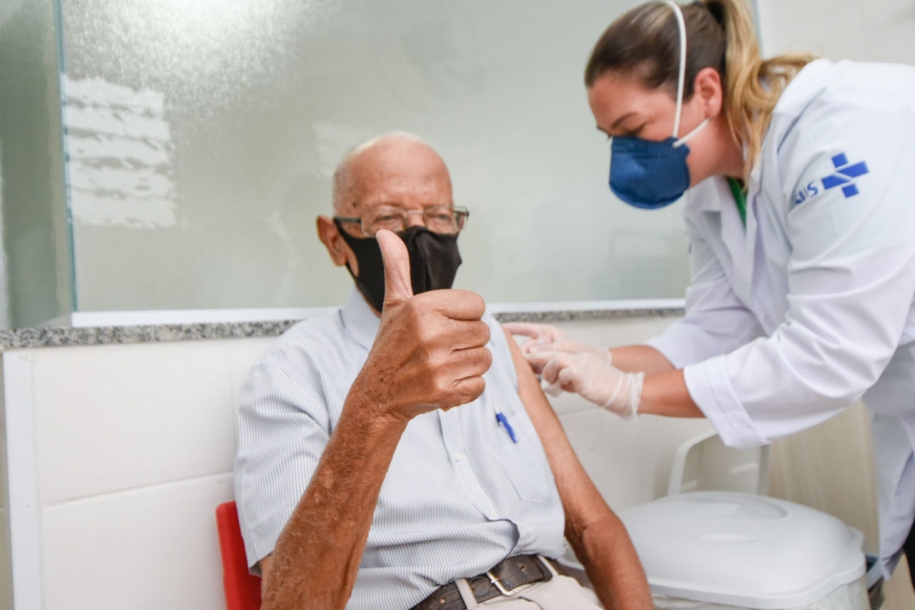 Em junho, Brasil terá mais 43,8 milhões de doses de vacinas