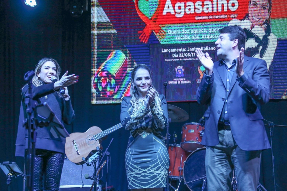 Patricia Abravanel e Selma Cezar lançam Campanha do Agasalho