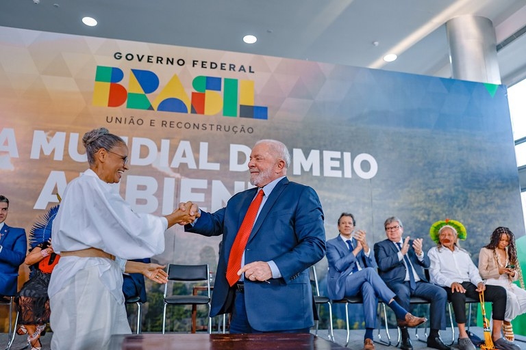 Governo Lula anuncia pacote que amplia proteção ambiental