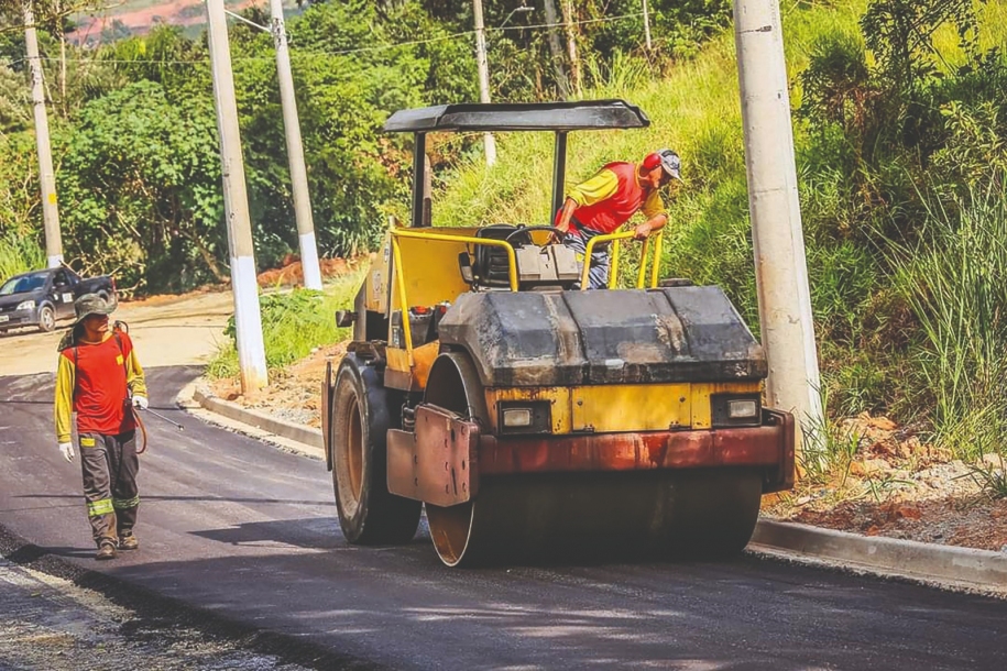 Ingaí e Sítio do Morro recebem obras de pavimentação asfáltica 