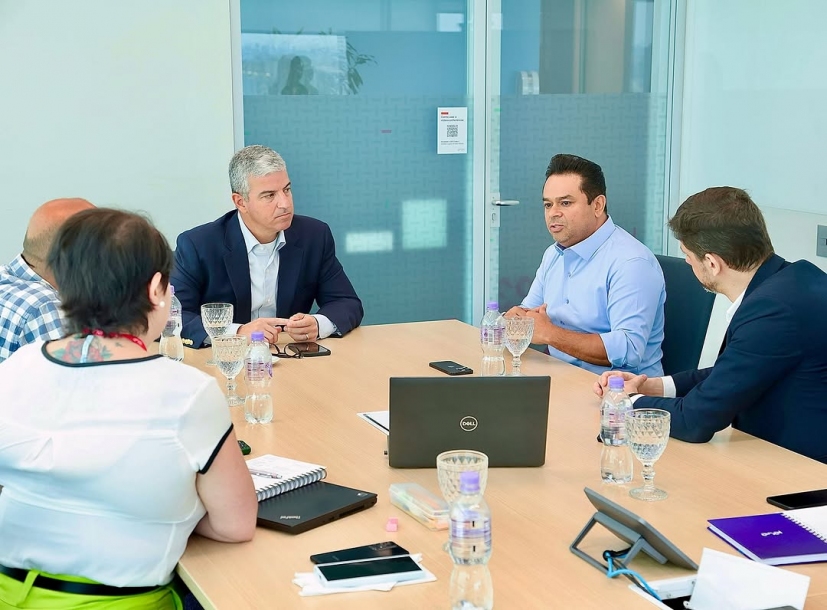 Prefeito Teco Godoy discute melhorias com a ENEL para Itapevi